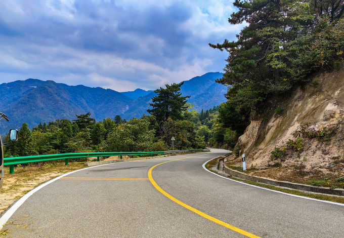 马鬃岭自然保护区_金寨马鬃岭_马鬃岭公路